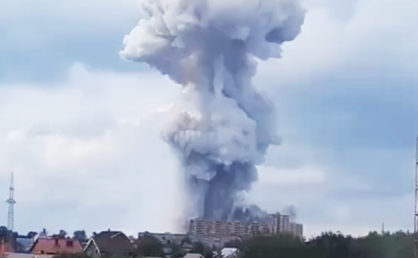 Massive explosion hits mechanical plant near Moscow