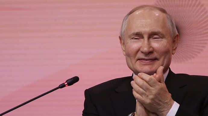 Putin’s administration claims he would get more than 90% of vote in elections